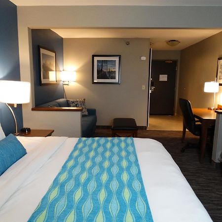 Best Western Wichita Northeast Екстериор снимка