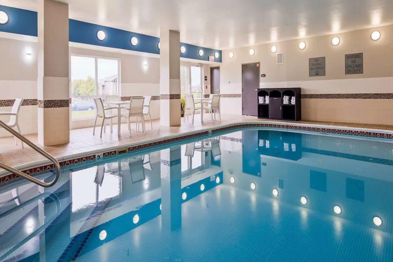 Best Western Wichita Northeast Екстериор снимка