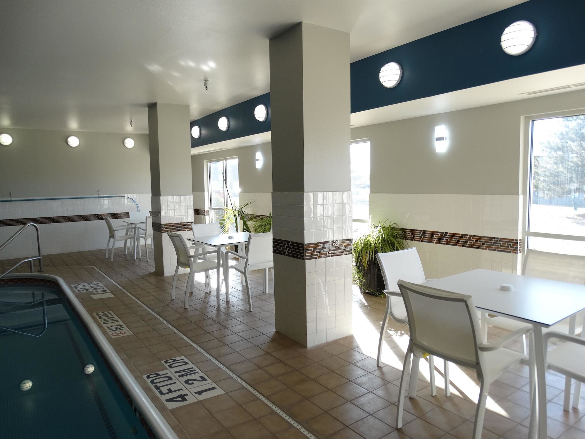 Best Western Wichita Northeast Екстериор снимка