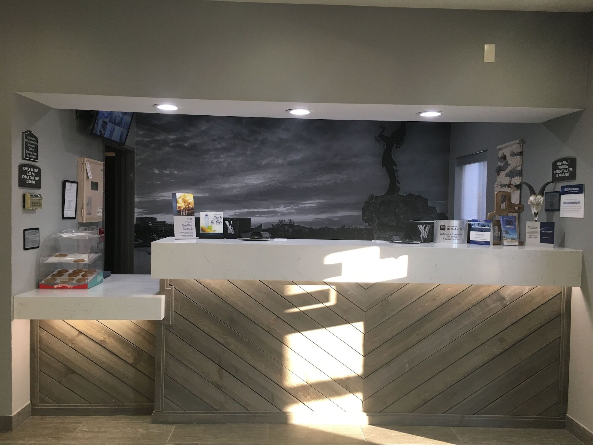 Best Western Wichita Northeast Екстериор снимка