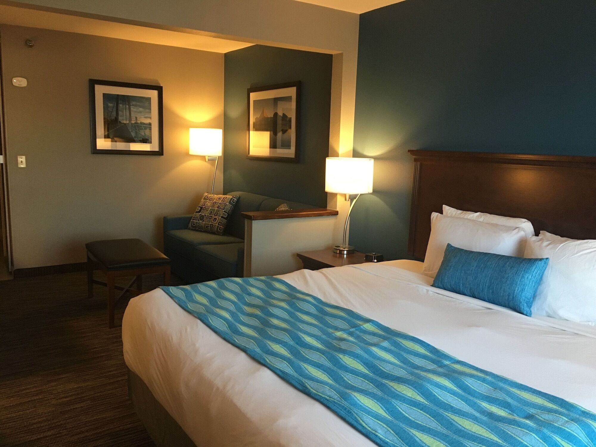 Best Western Wichita Northeast Екстериор снимка