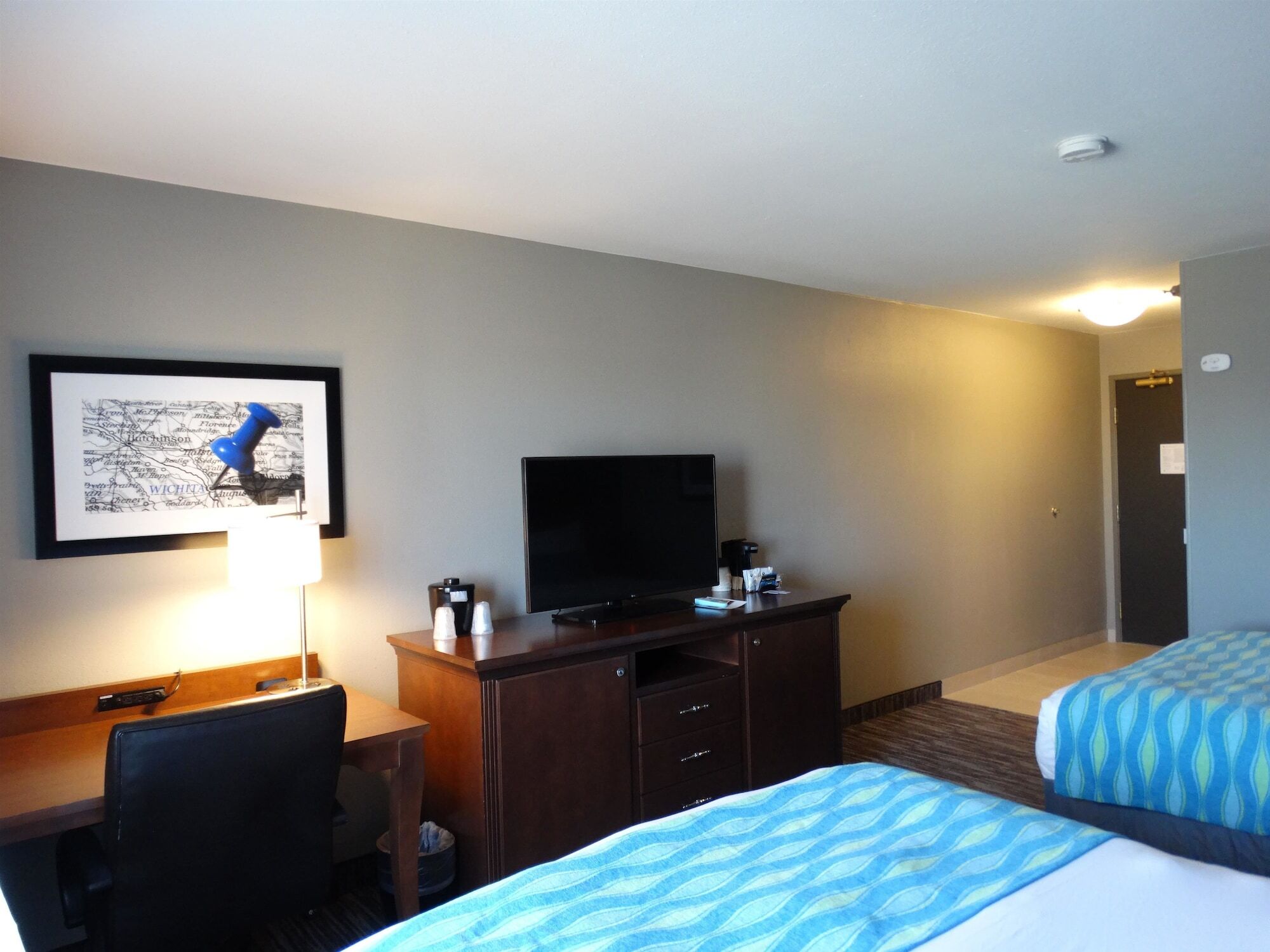Best Western Wichita Northeast Екстериор снимка